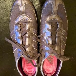 ADIDAS METALLIC LILAC SNEAKERS-SIZE 7.5 EUC
